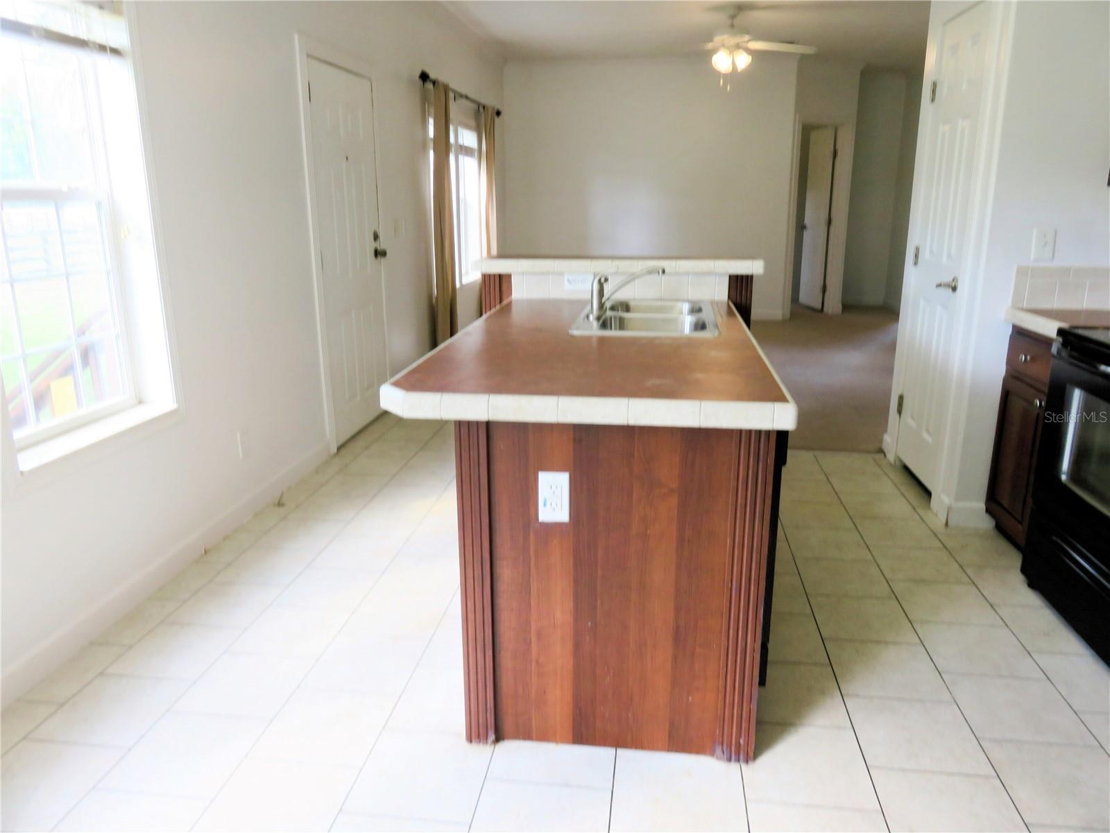 Image 4 of 54 For 40220 Bowtie Drive