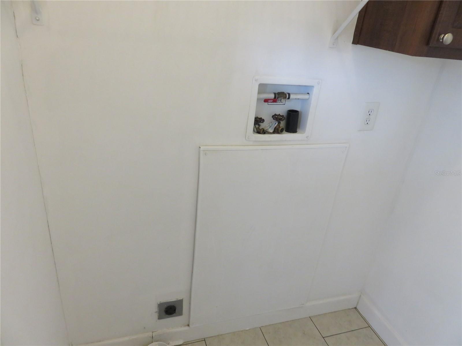 Image 43 of 54 For 40220 Bowtie Drive