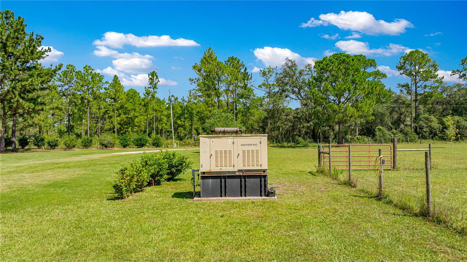 Image 28 of 39 For 22990 130th Court Road