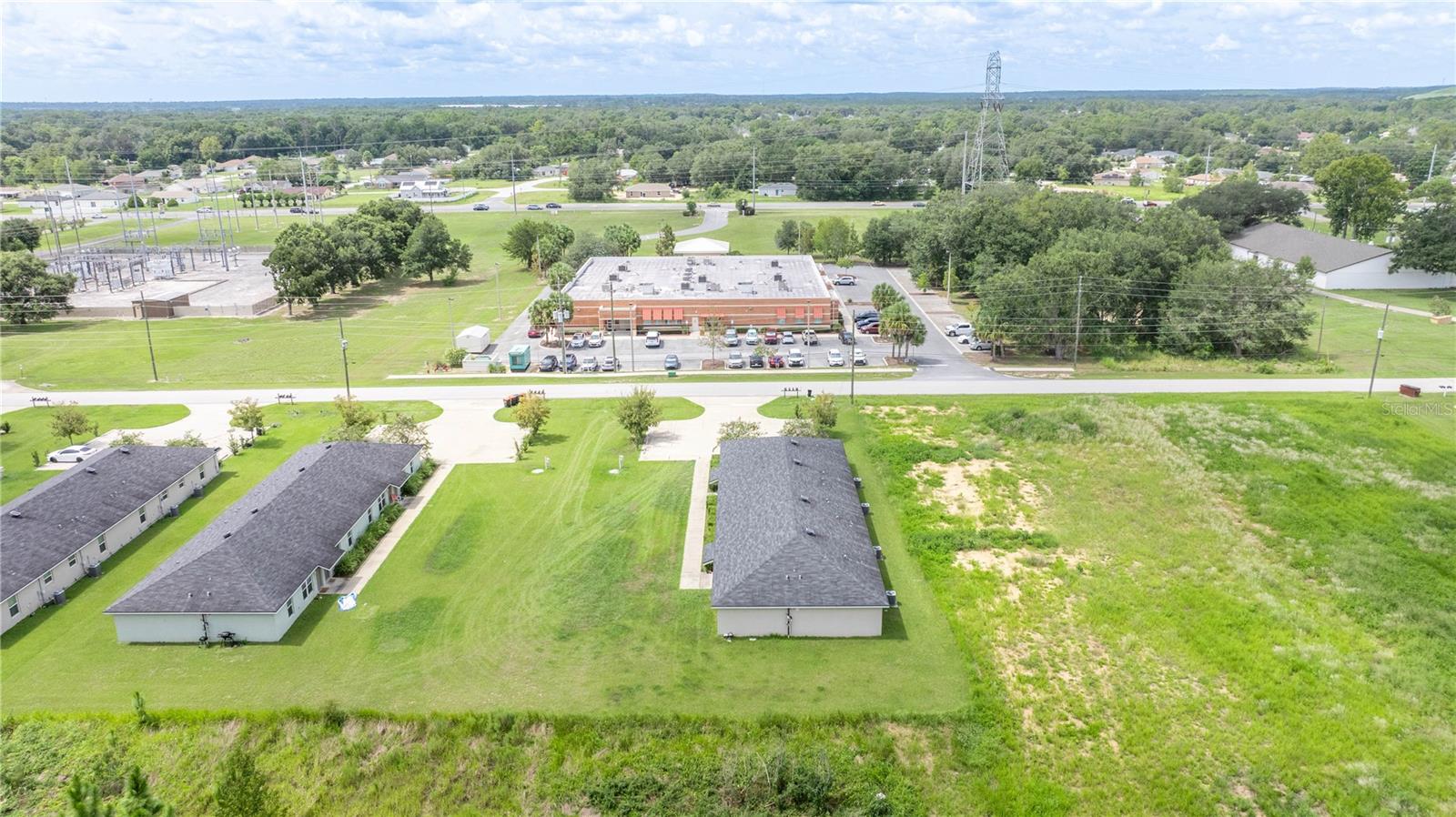 Image 6 of 11 For 7203 Midway Terrace