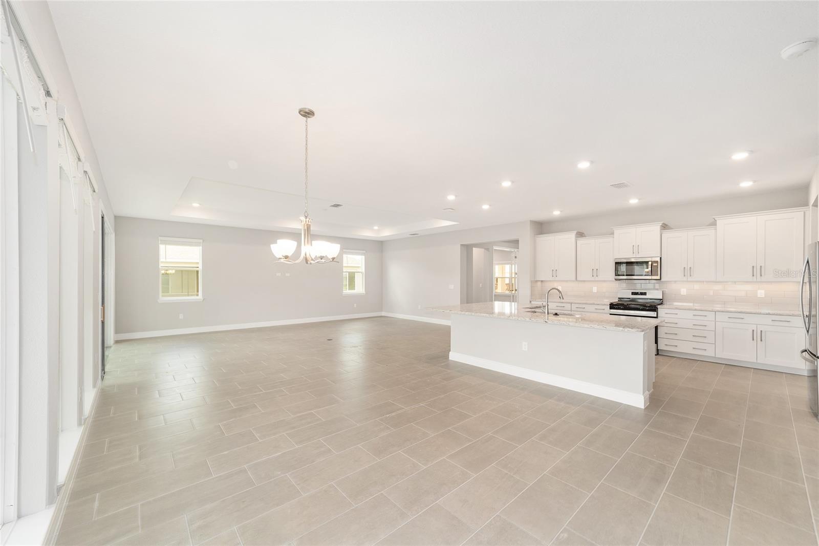Image 17 of 47 For 10135 106th Circle