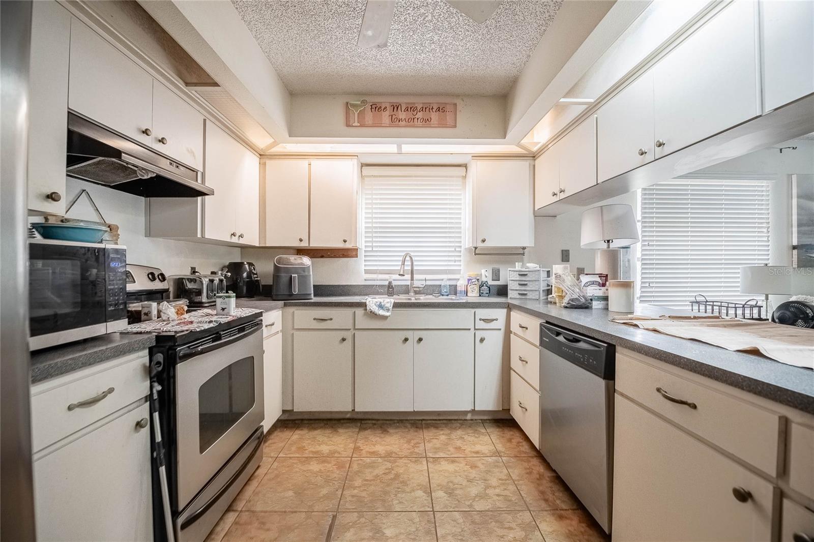 Image 11 of 38 For 4026 Mather Road W