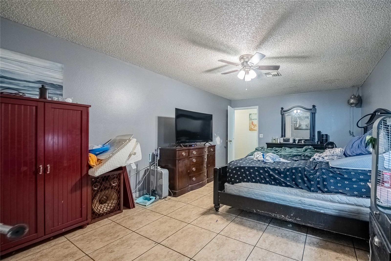 Image 24 of 38 For 4026 Mather Road W