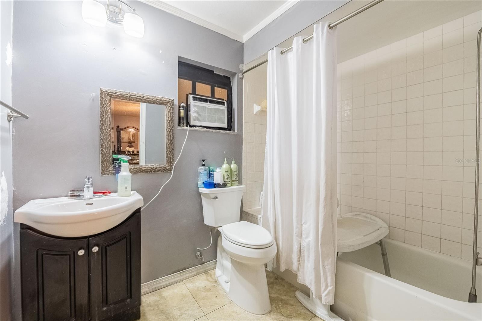 Image 26 of 38 For 4026 Mather Road W