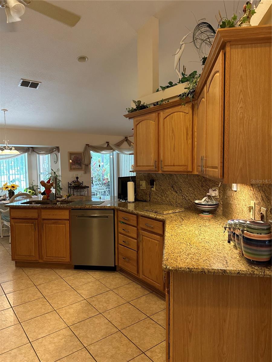 Image 13 of 38 For 9221 193rd Circle