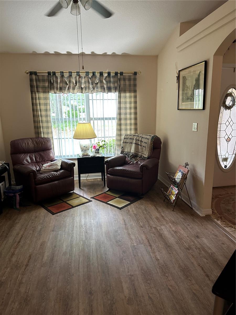 Image 6 of 38 For 9221 193rd Circle