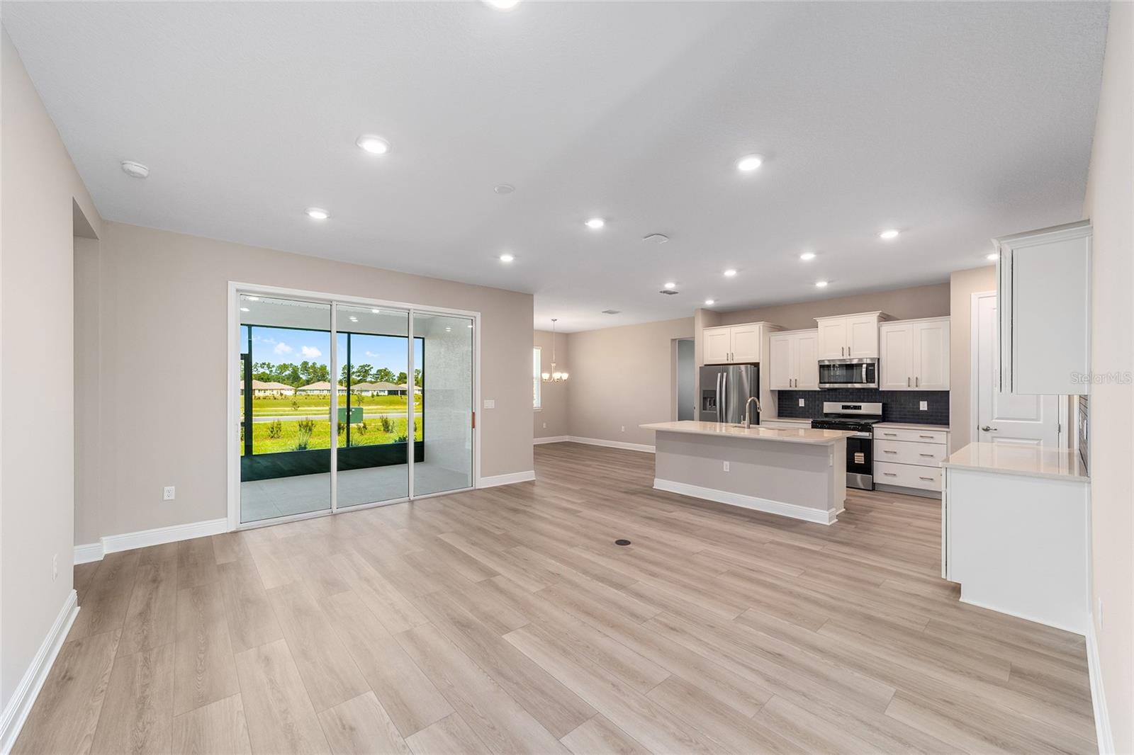 Image 10 of 37 For 9912 106th Circle