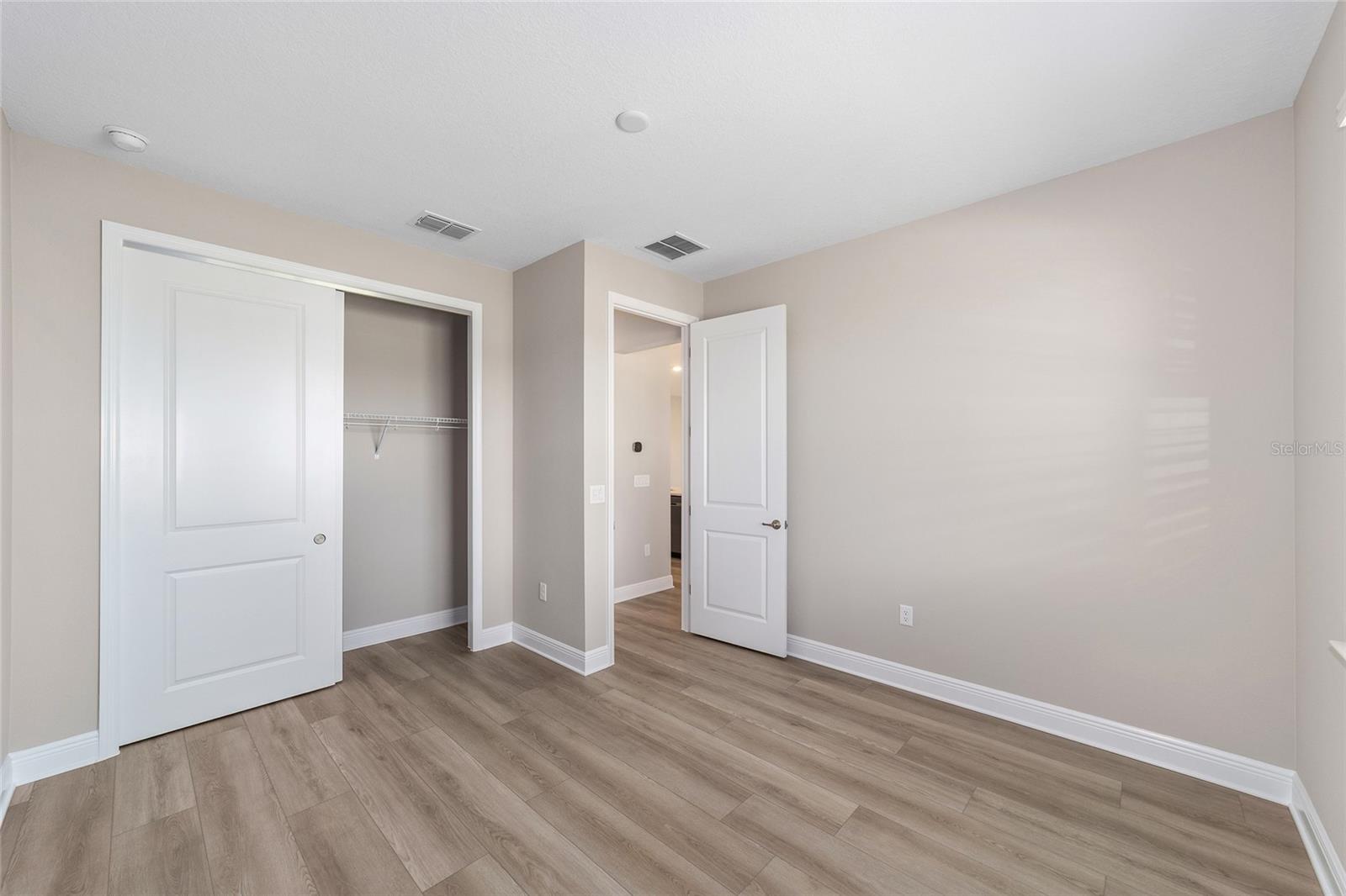 Image 29 of 37 For 9912 106th Circle