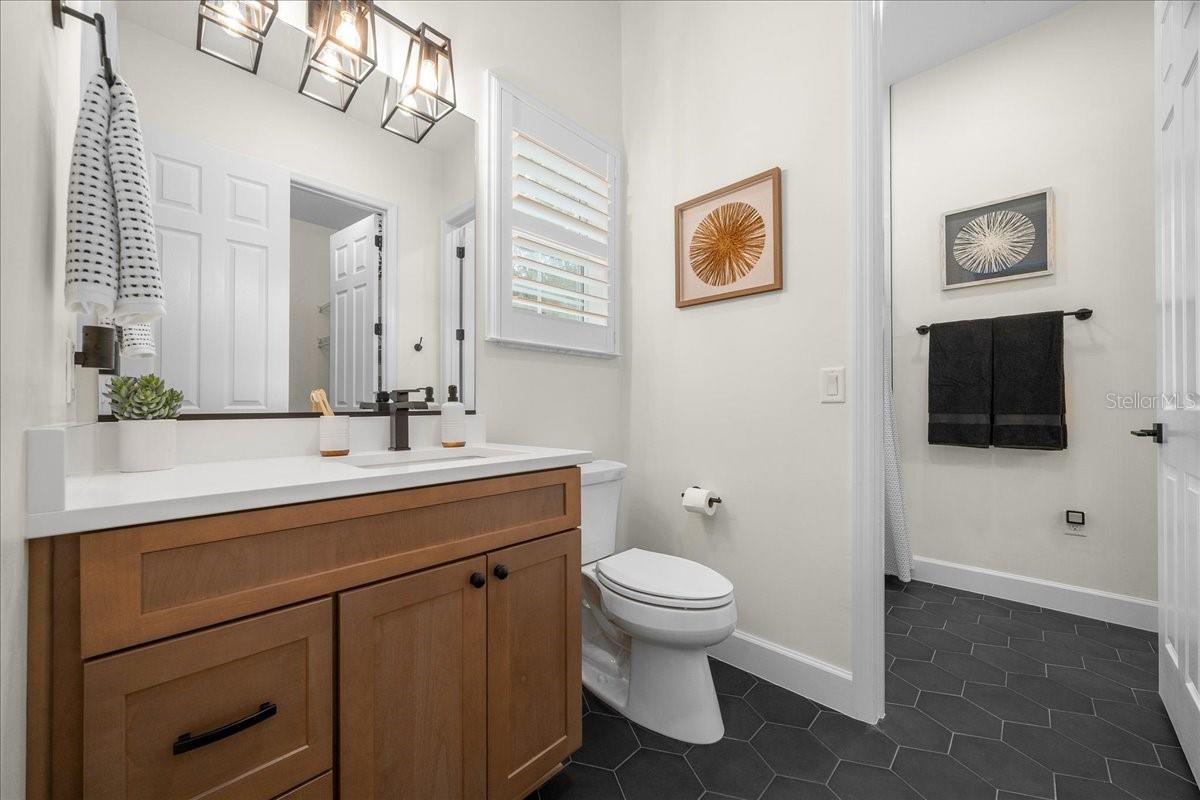 Image 67 of 82 For 5131 44th Circle