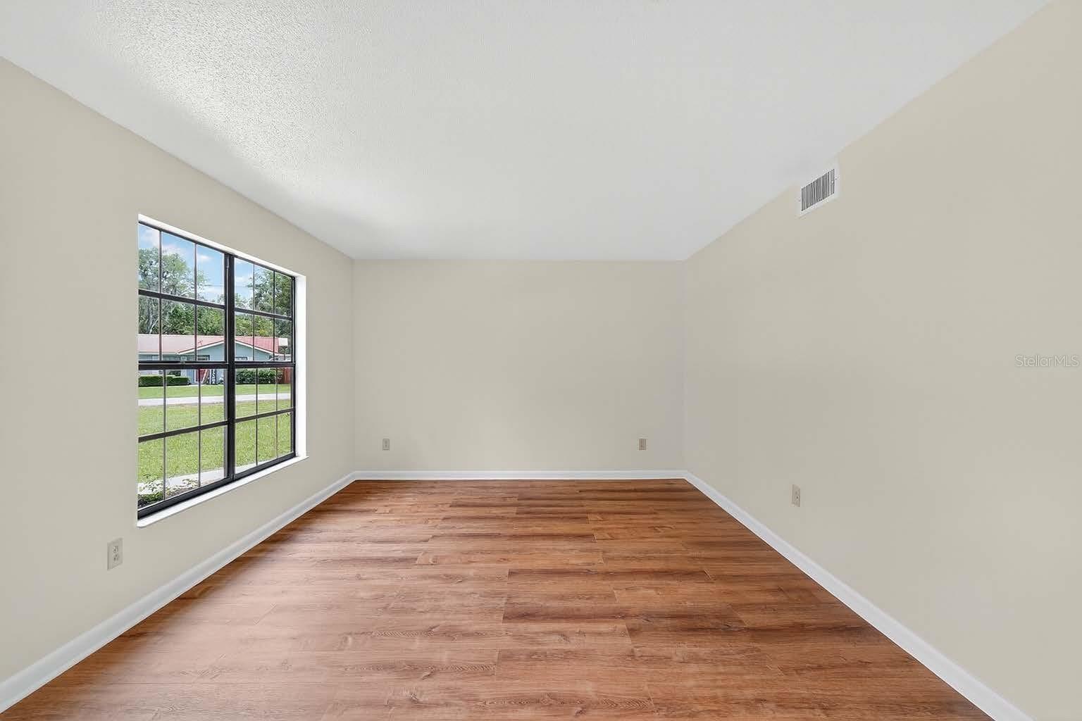 Image 19 of 80 For 12314 Oakleaf Terrace