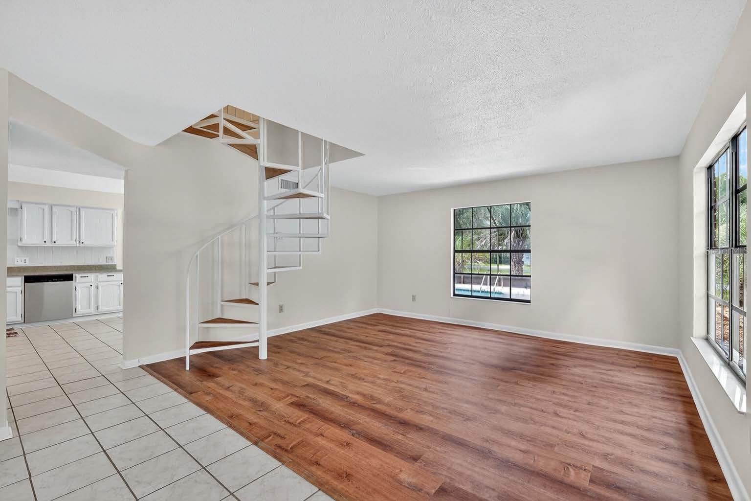 Image 21 of 80 For 12314 Oakleaf Terrace