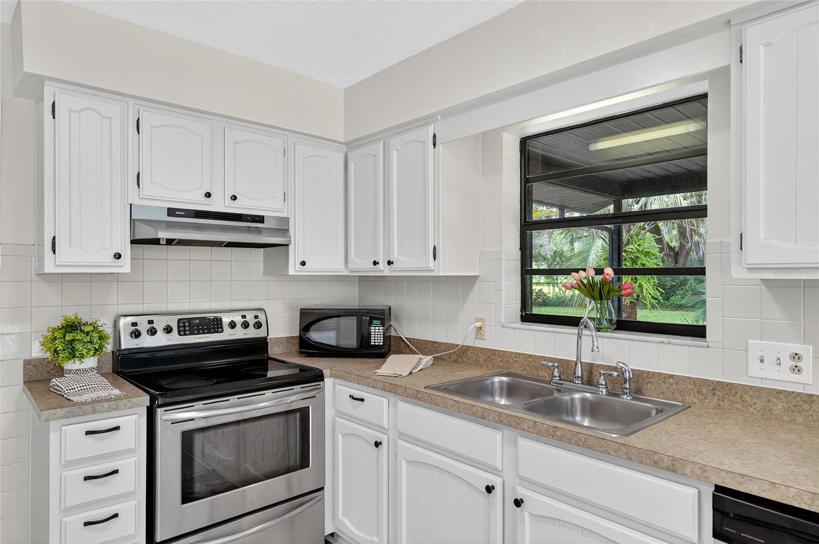 Image 29 of 80 For 12314 Oakleaf Terrace