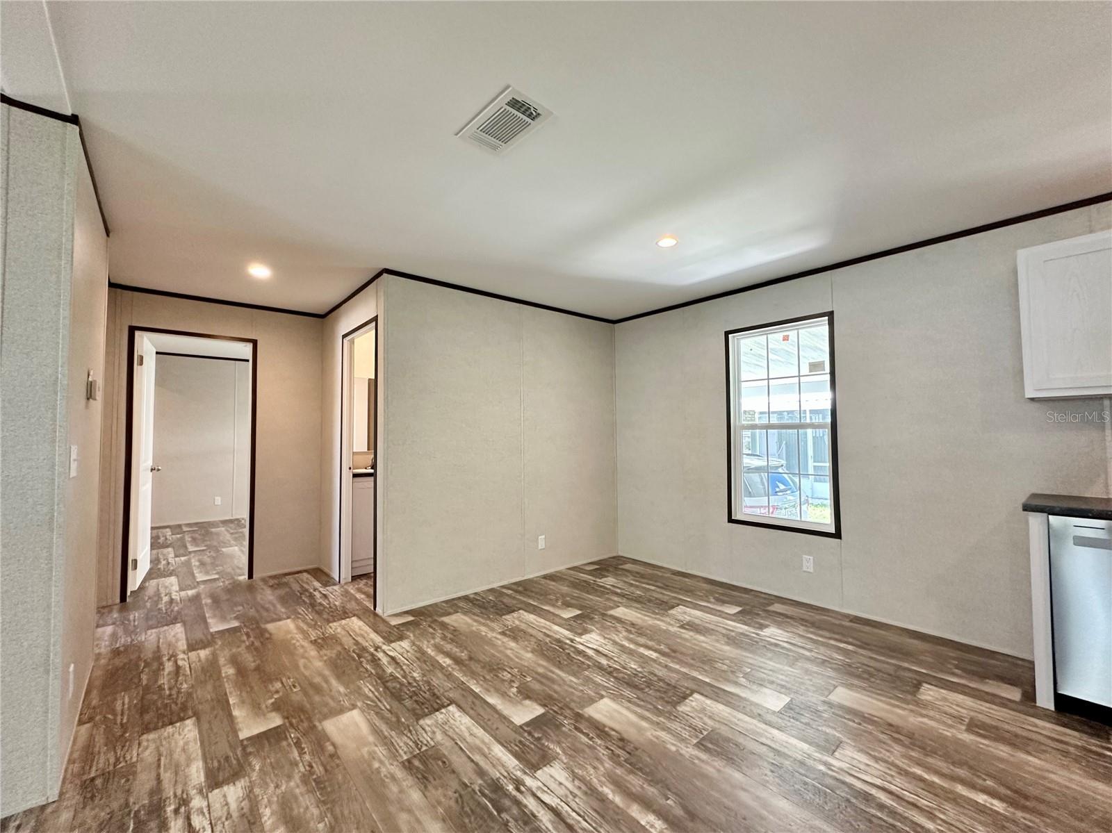 Image 10 of 24 For 8551 Electra Avenue
