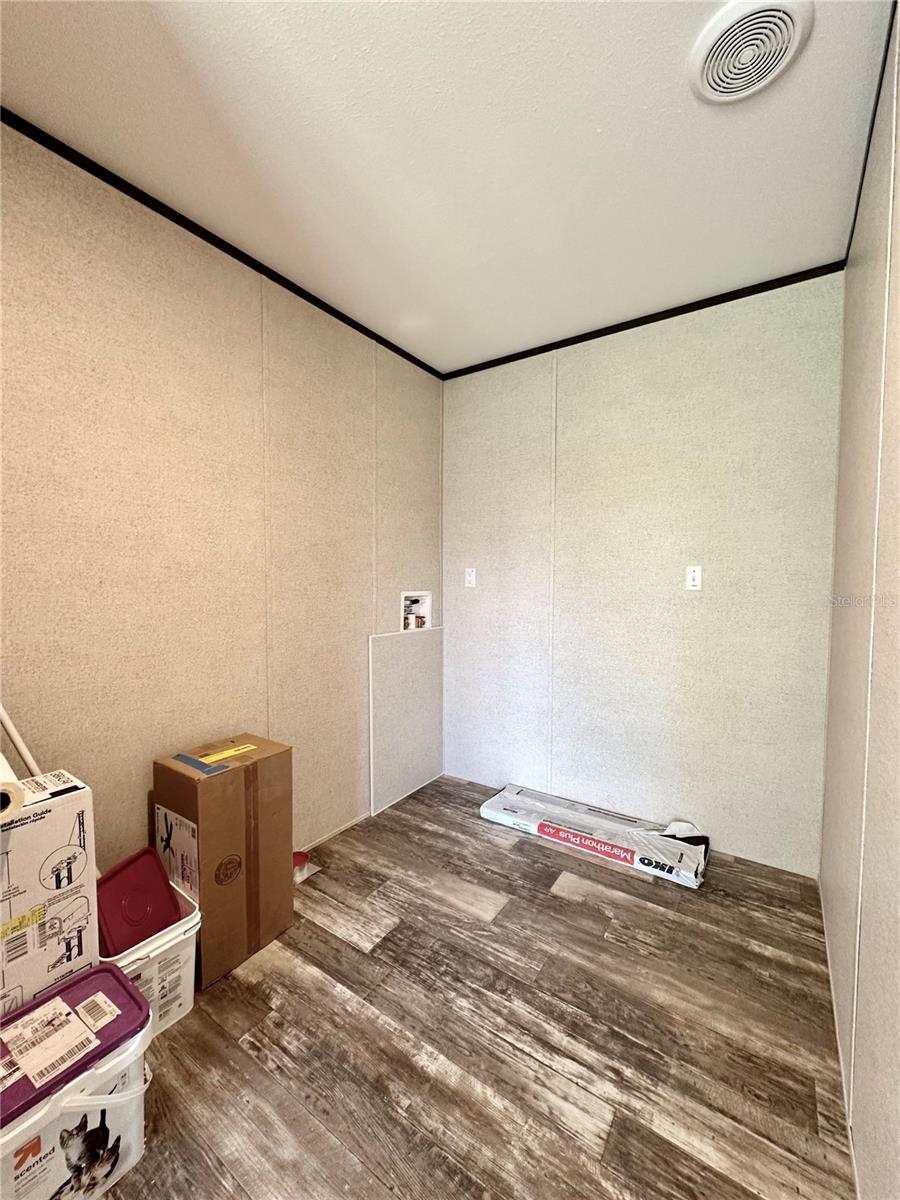 Image 22 of 24 For 8551 Electra Avenue