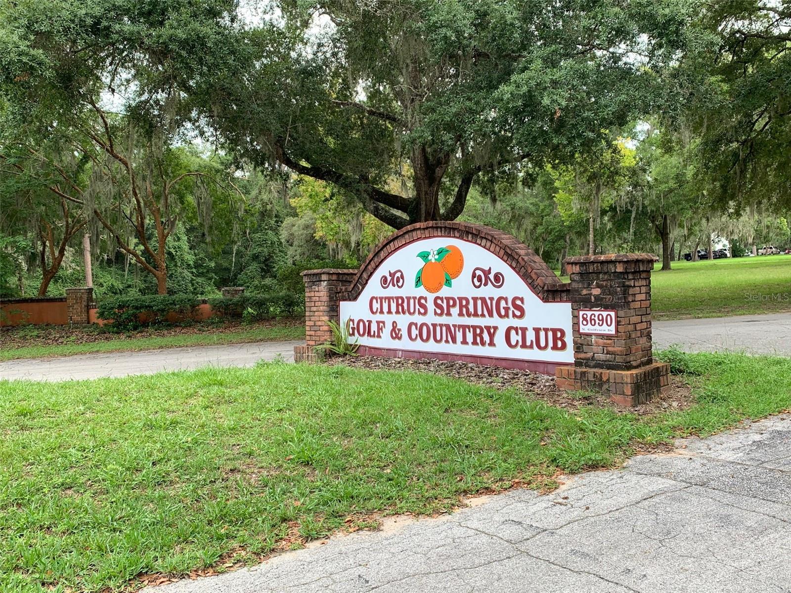 Listing photo id 10 for 2173 Say Drive