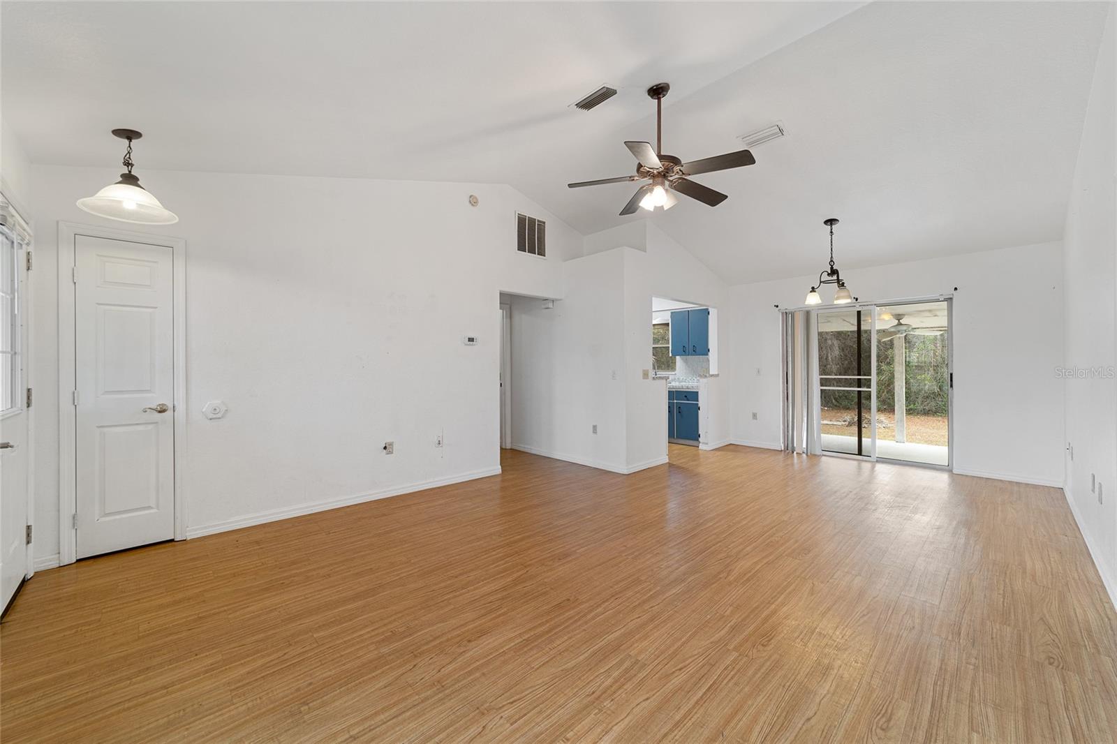 Image 13 of 44 For 15509 34th Court Road