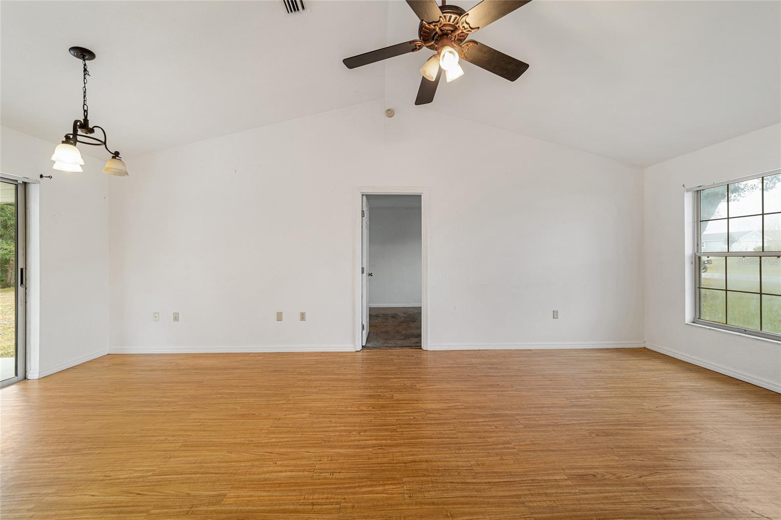 Image 18 of 44 For 15509 34th Court Road