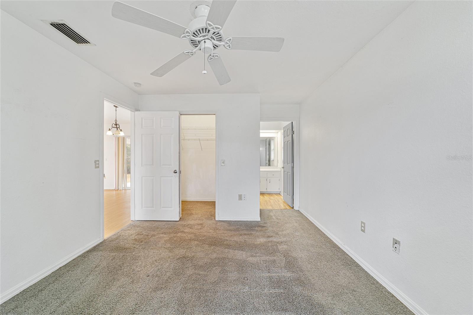 Image 27 of 44 For 15509 34th Court Road