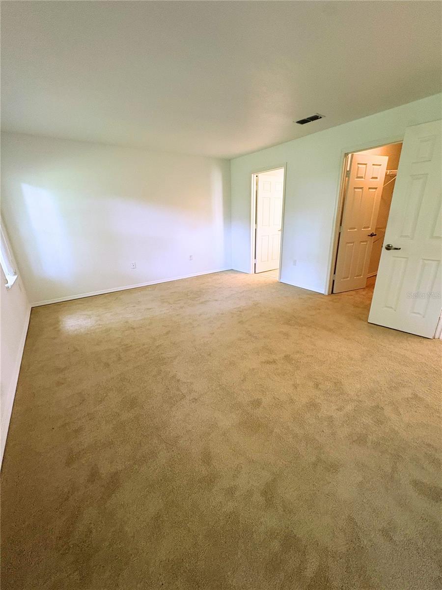 Image 11 of 21 For 11645 75th Circle