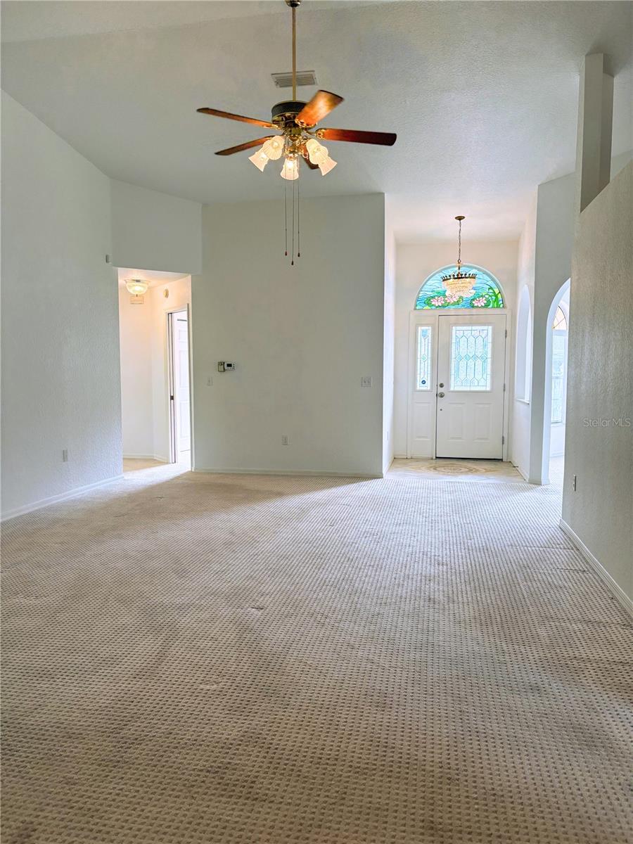Image 4 of 21 For 11645 75th Circle