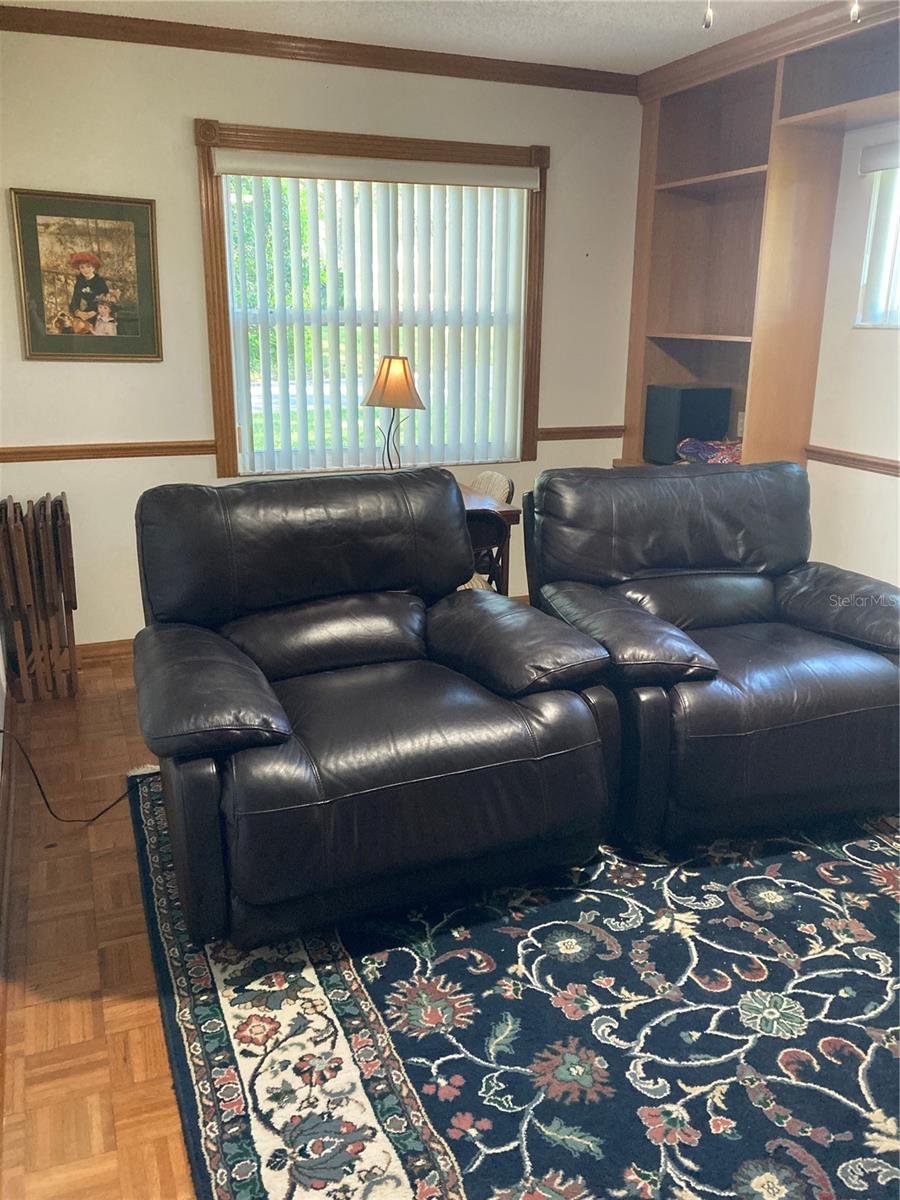 Image 15 of 28 For 8931 98th Street Unit A