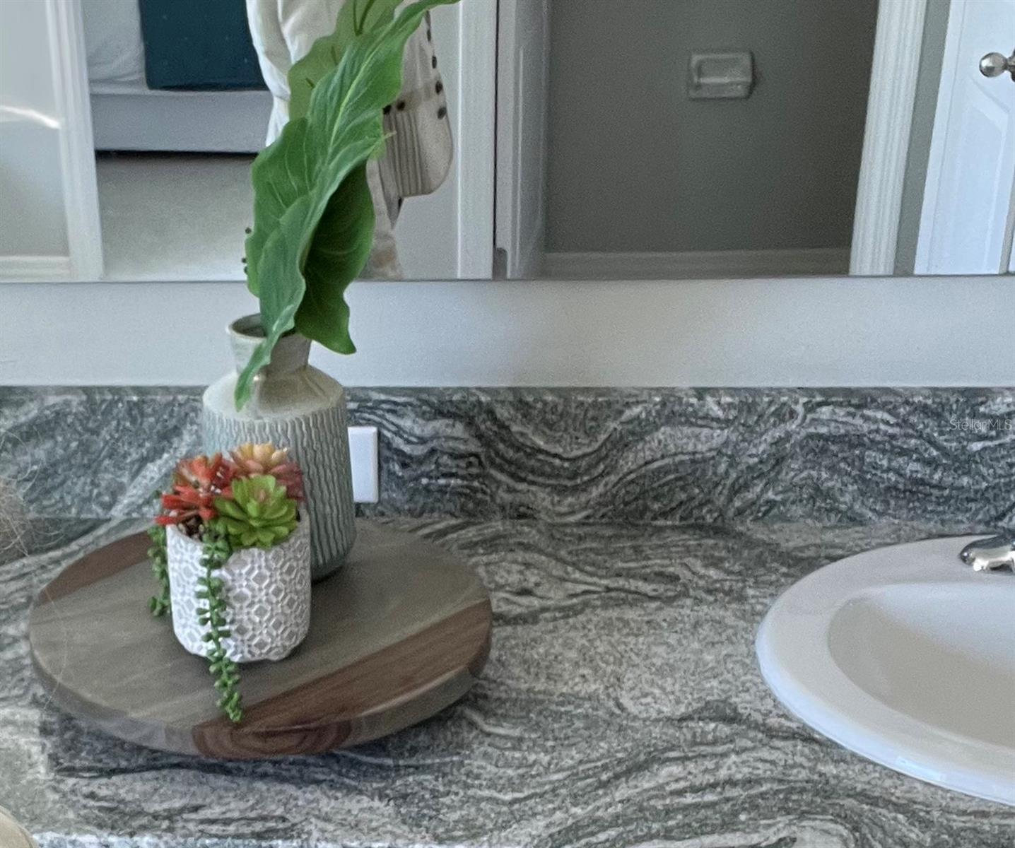 Image 20 of 49 For 4701 51st Terrace Road