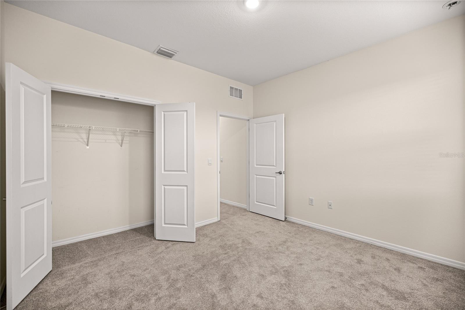 Image 22 of 49 For 4701 51st Terrace Road