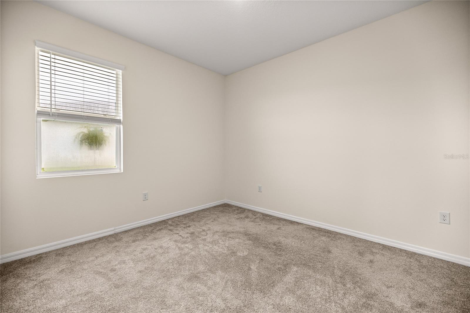 Image 25 of 49 For 4701 51st Terrace Road