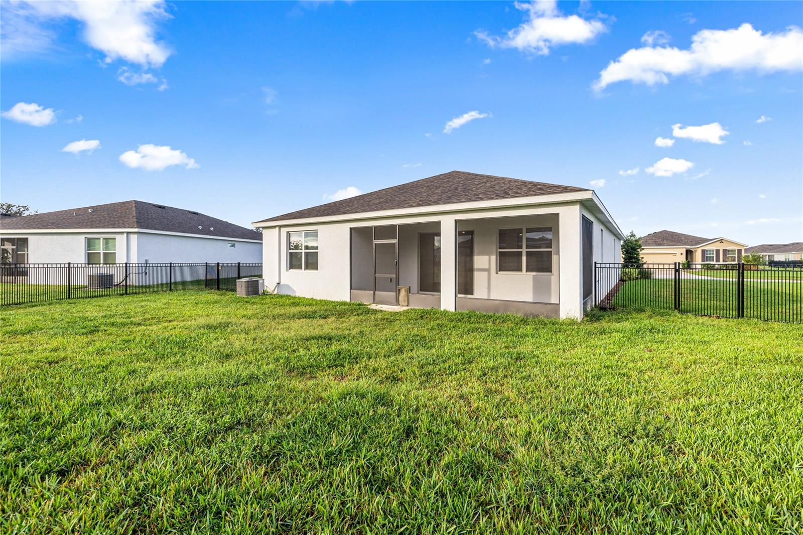 Image 33 of 49 For 4701 51st Terrace Road