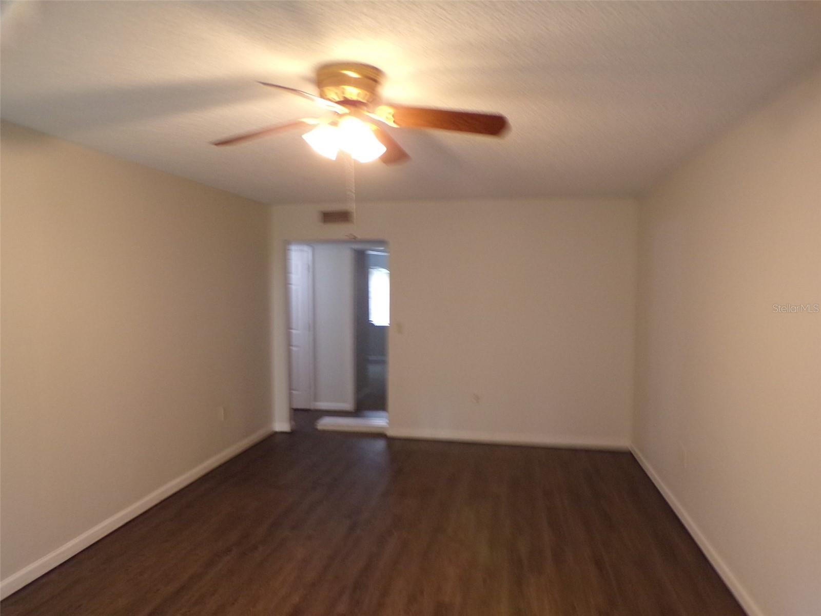 Image 11 of 15 For 4409 Semoran Boulevard 3