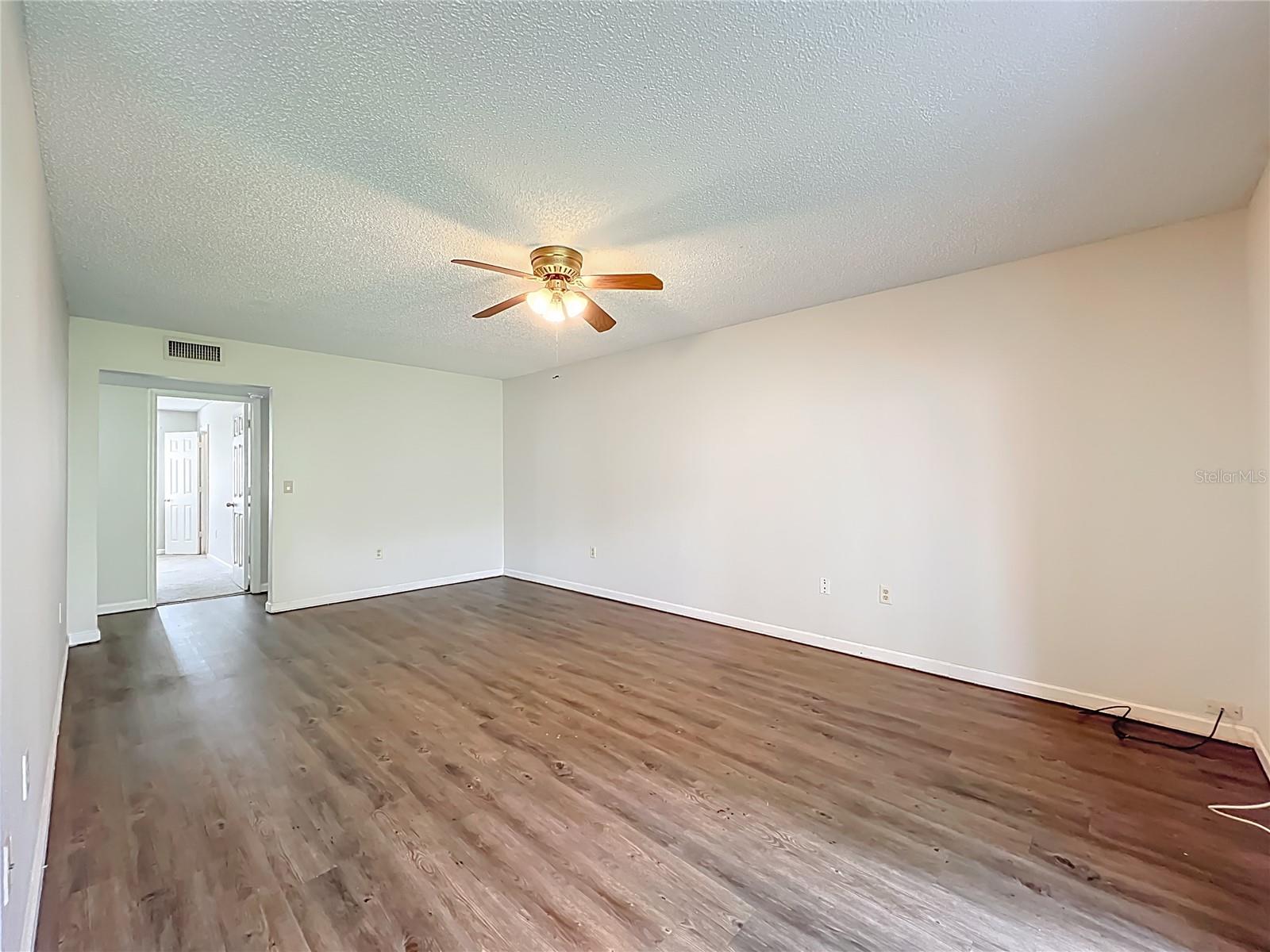 Image 20 of 42 For 4409 Semoran Boulevard 3