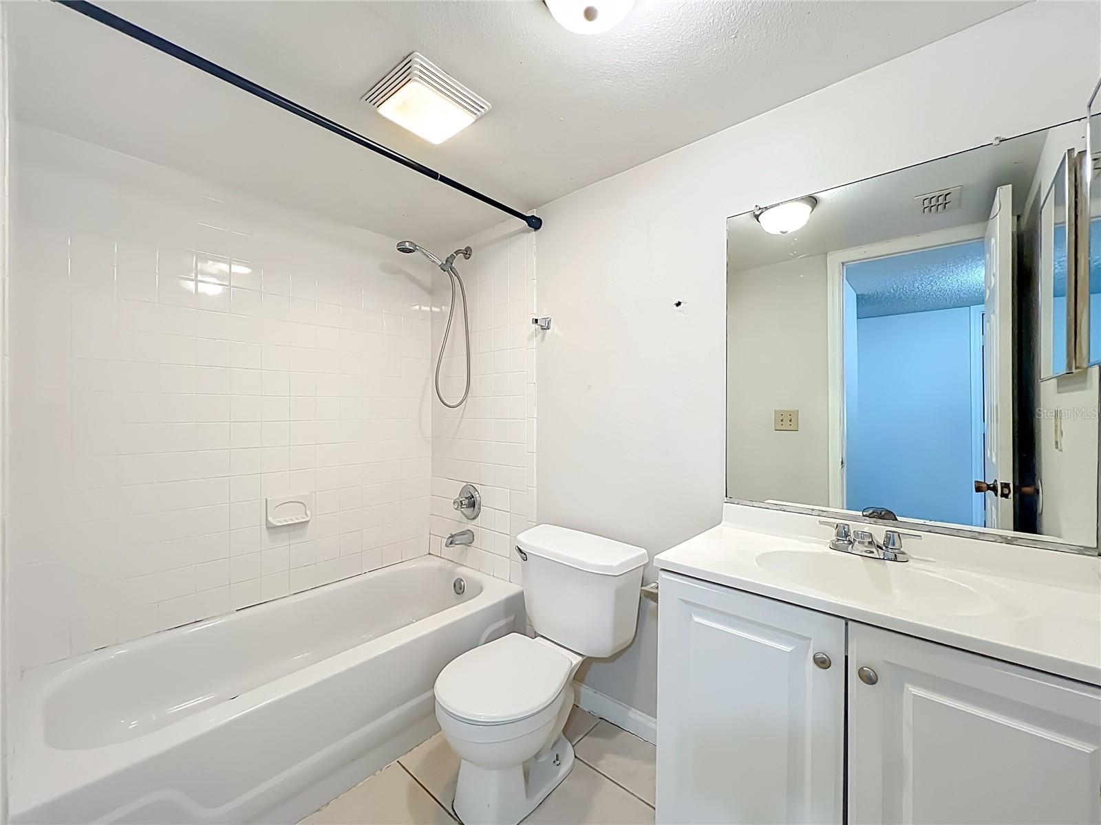 Image 27 of 42 For 4409 Semoran Boulevard 3