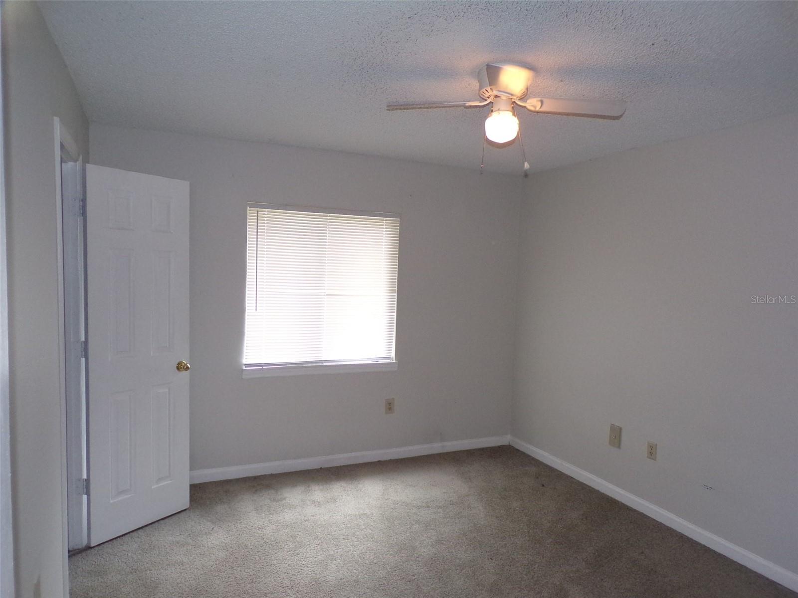 Image 6 of 15 For 4409 Semoran Boulevard 3