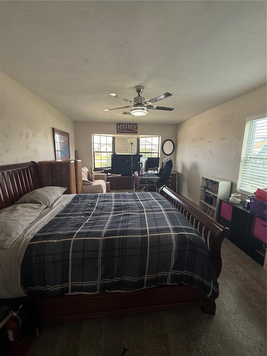 Image 19 of 28 For 6940 52nd Street