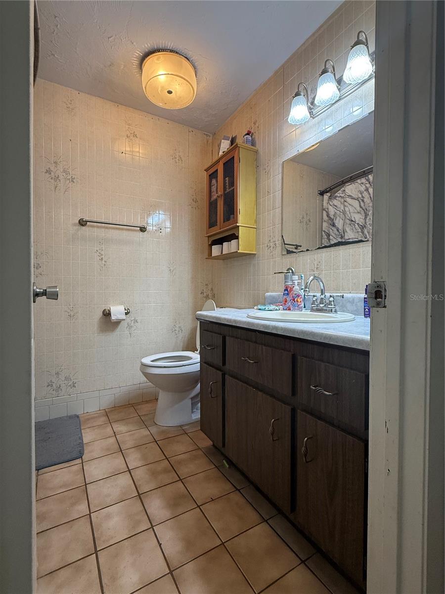 Image 21 of 28 For 6940 52nd Street