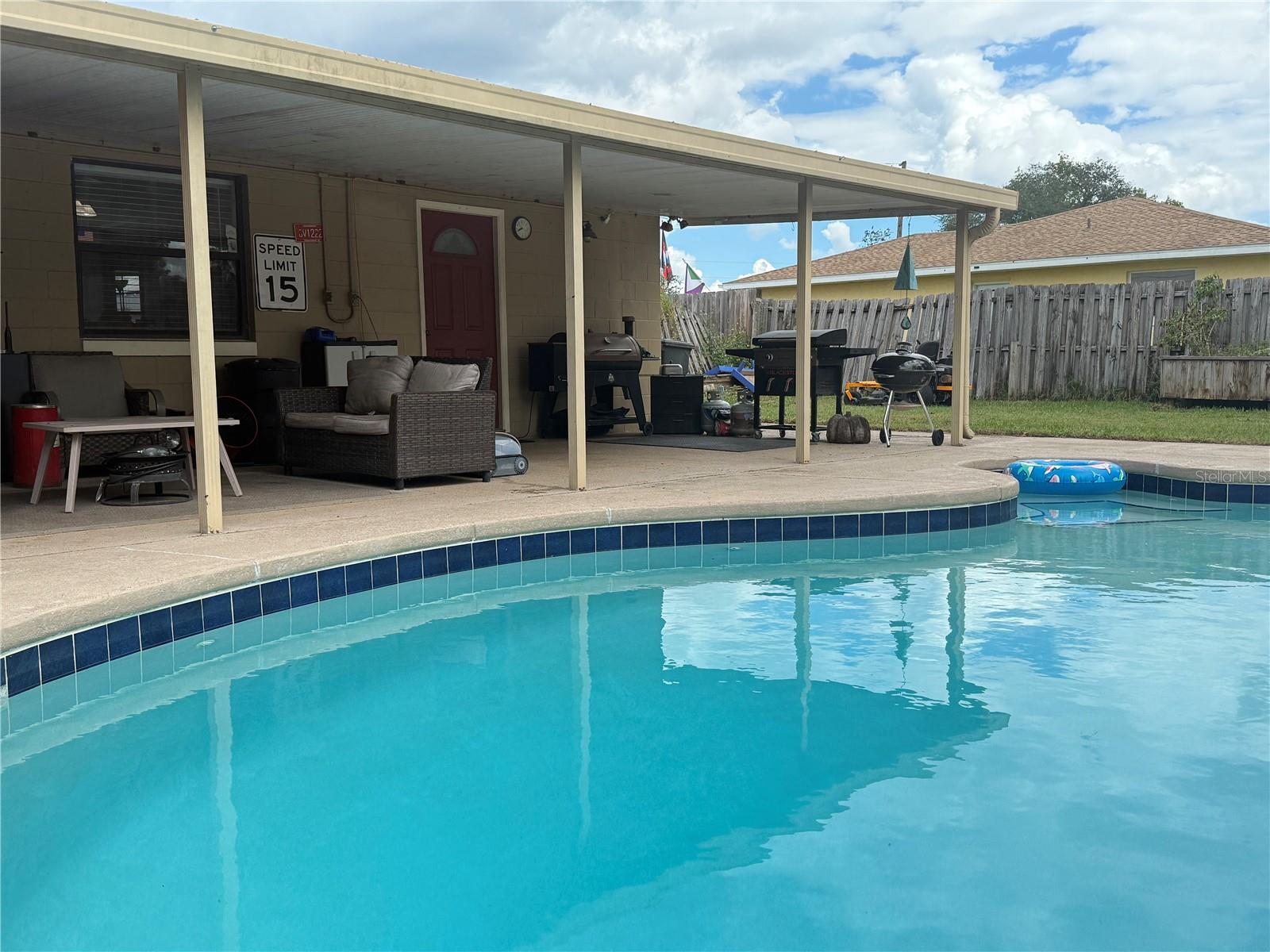 Image 5 of 28 For 6940 52nd Street