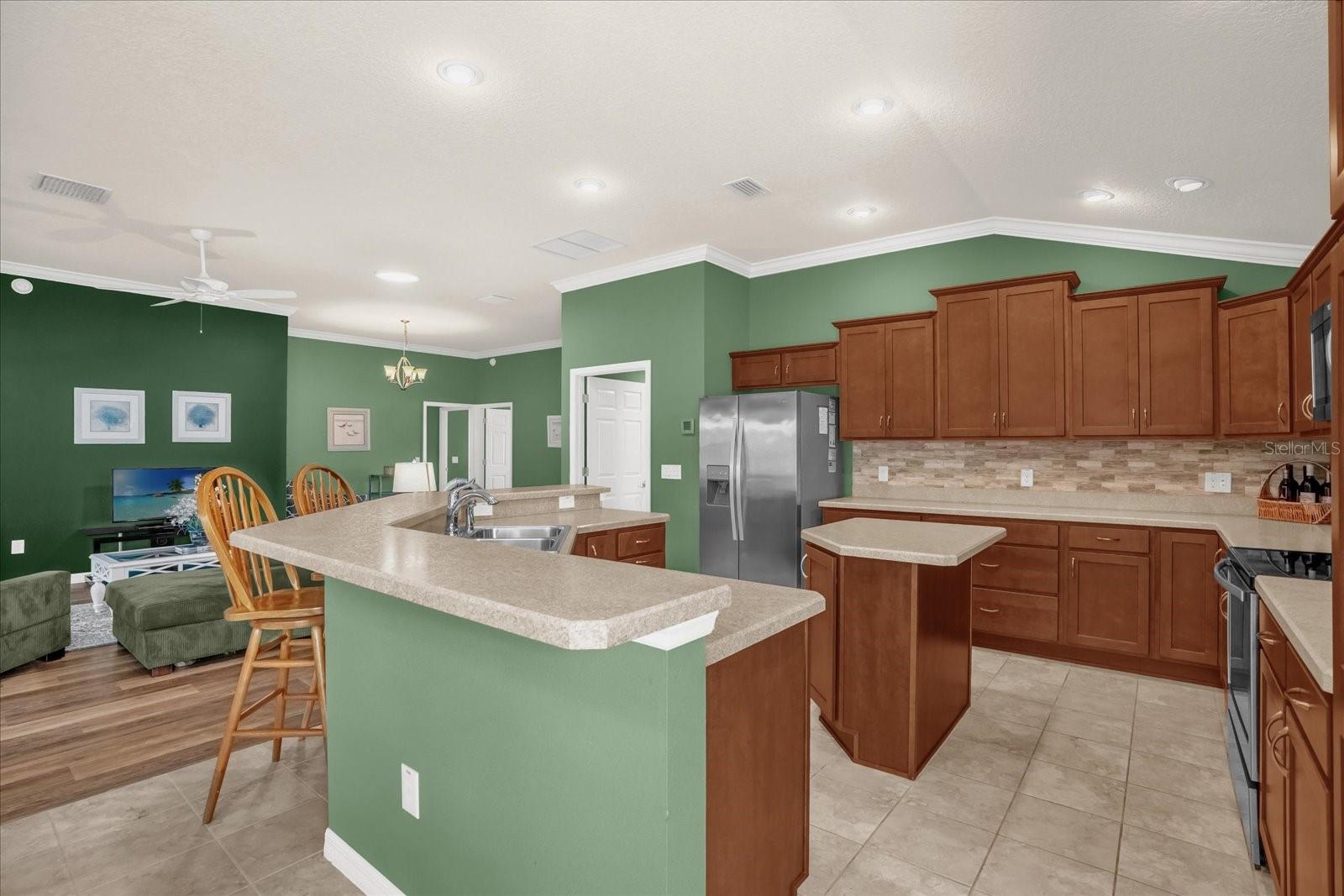 Image 10 of 31 For 3283 Delk Drive