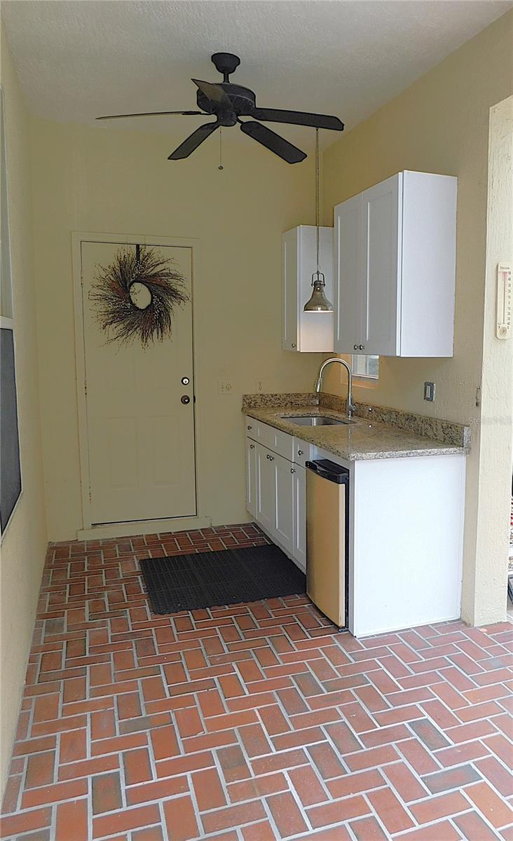 Image 4 of 83 For 4800 1st Terrace