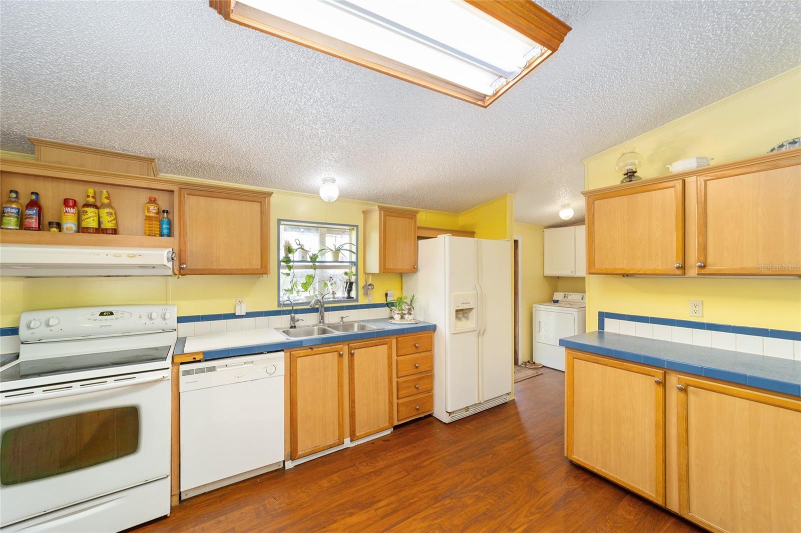 Image 13 of 52 For 20490 27th Street