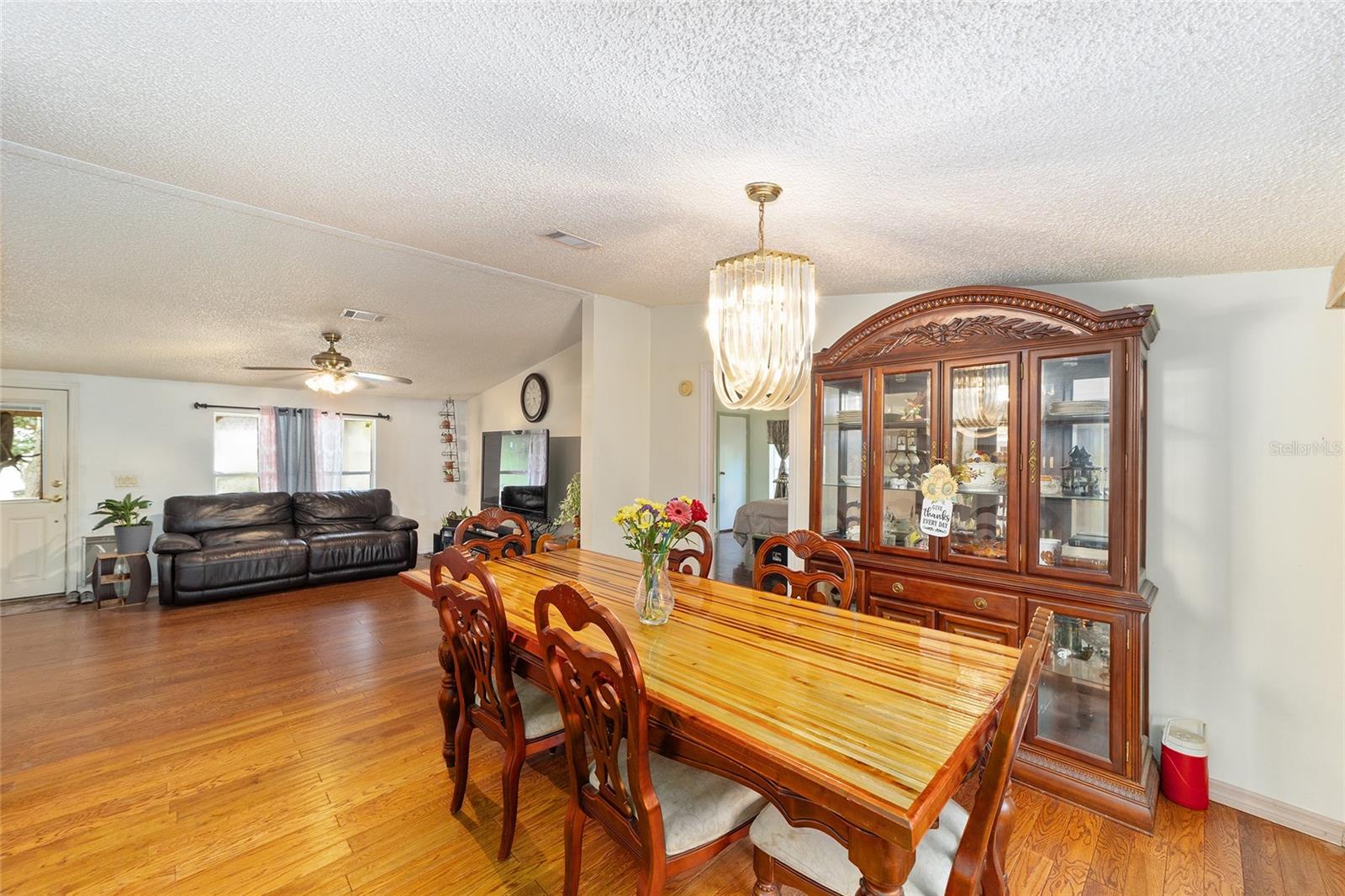 Image 15 of 52 For 20490 27th Street