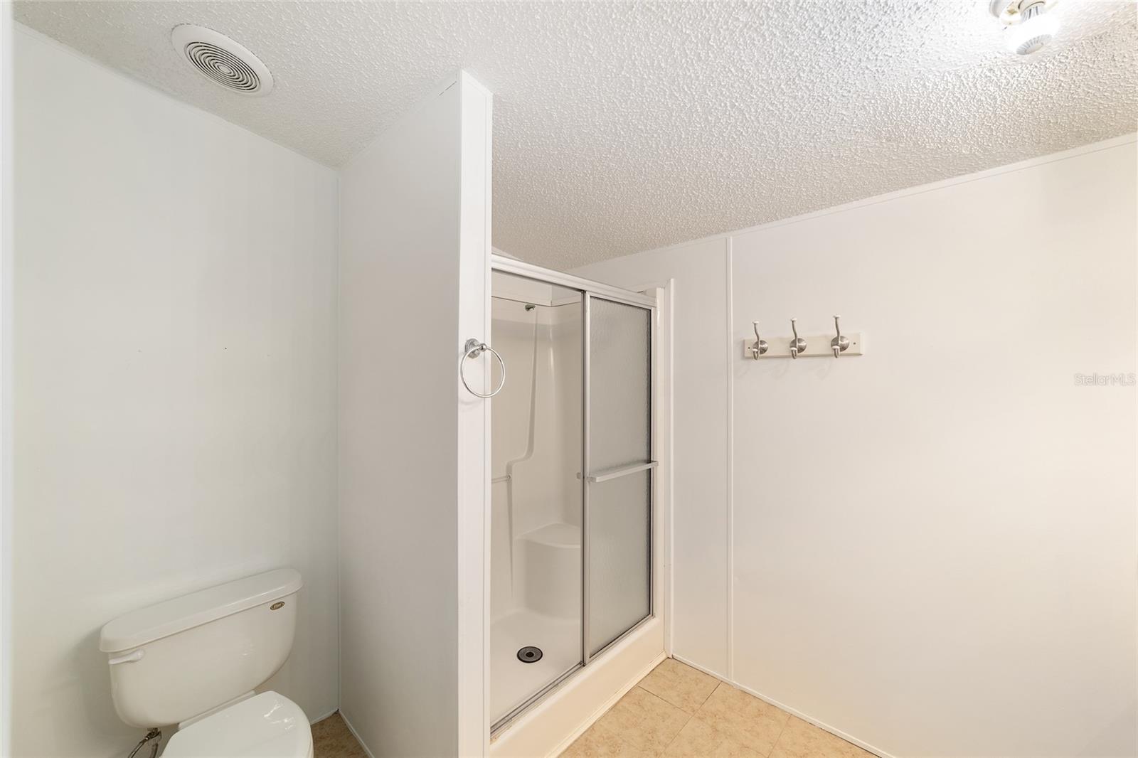 Image 29 of 52 For 20490 27th Street