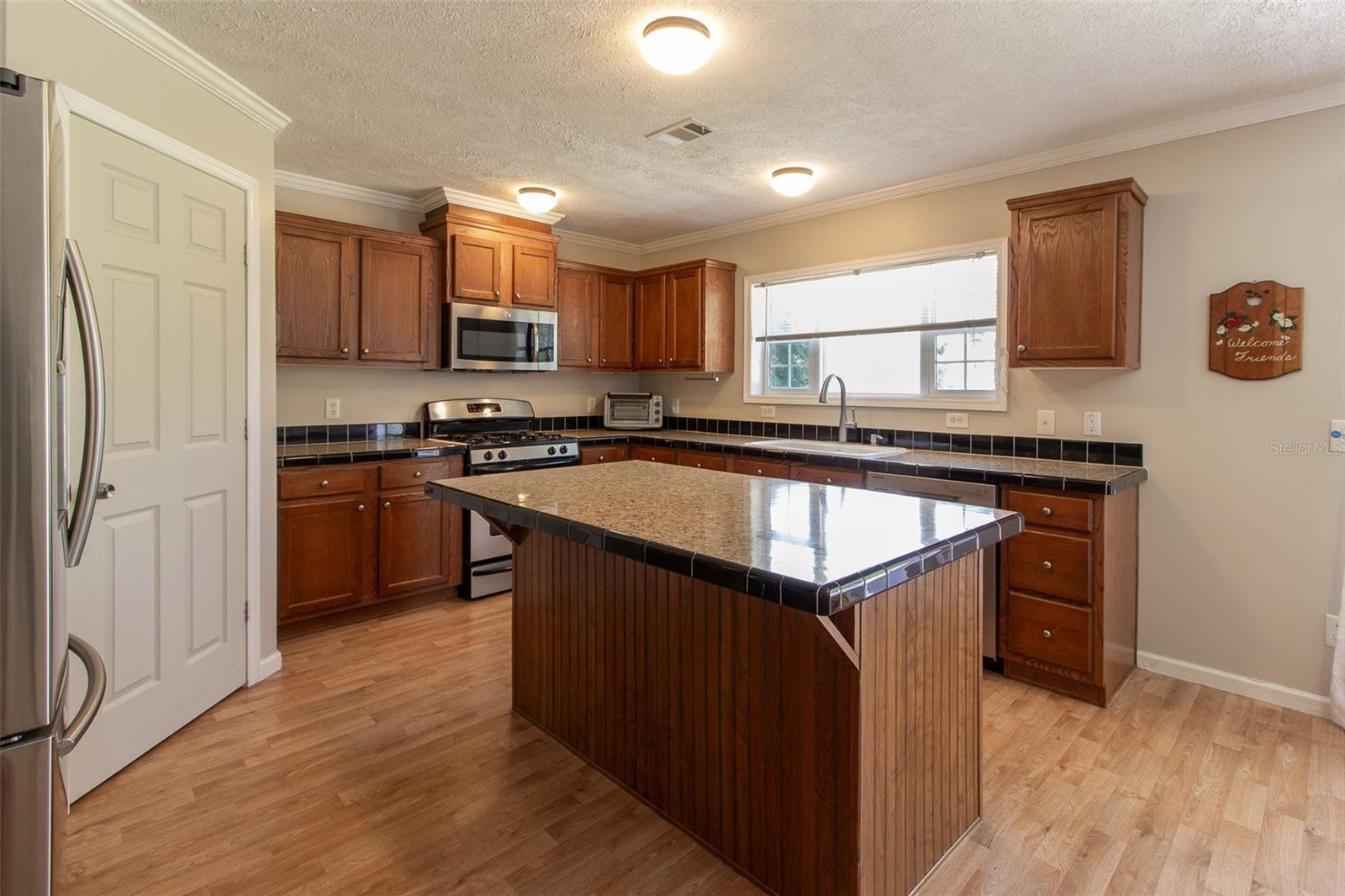 Image 12 of 69 For 5604 Park Ridge Way