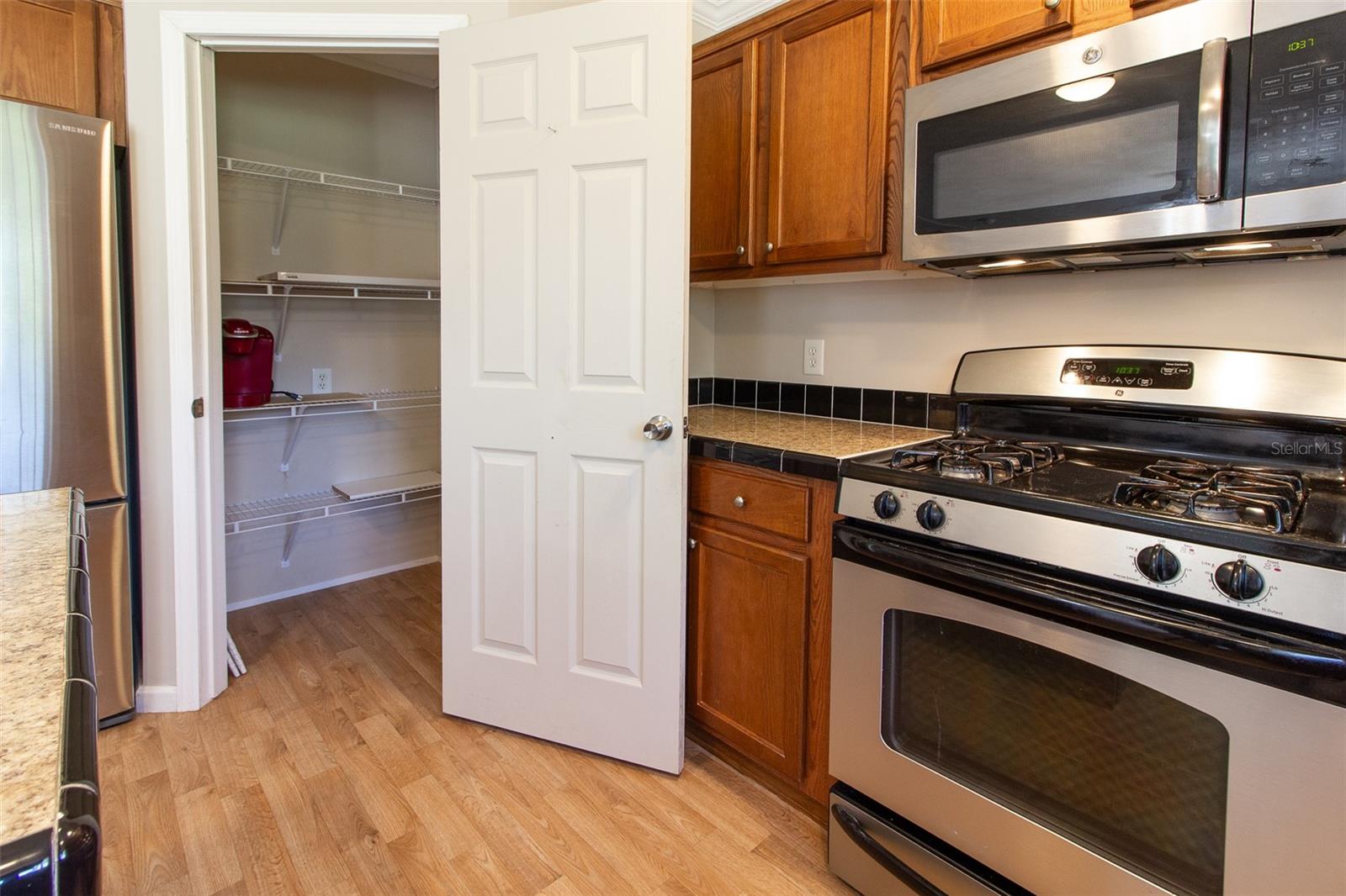 Image 17 of 69 For 5604 Park Ridge Way