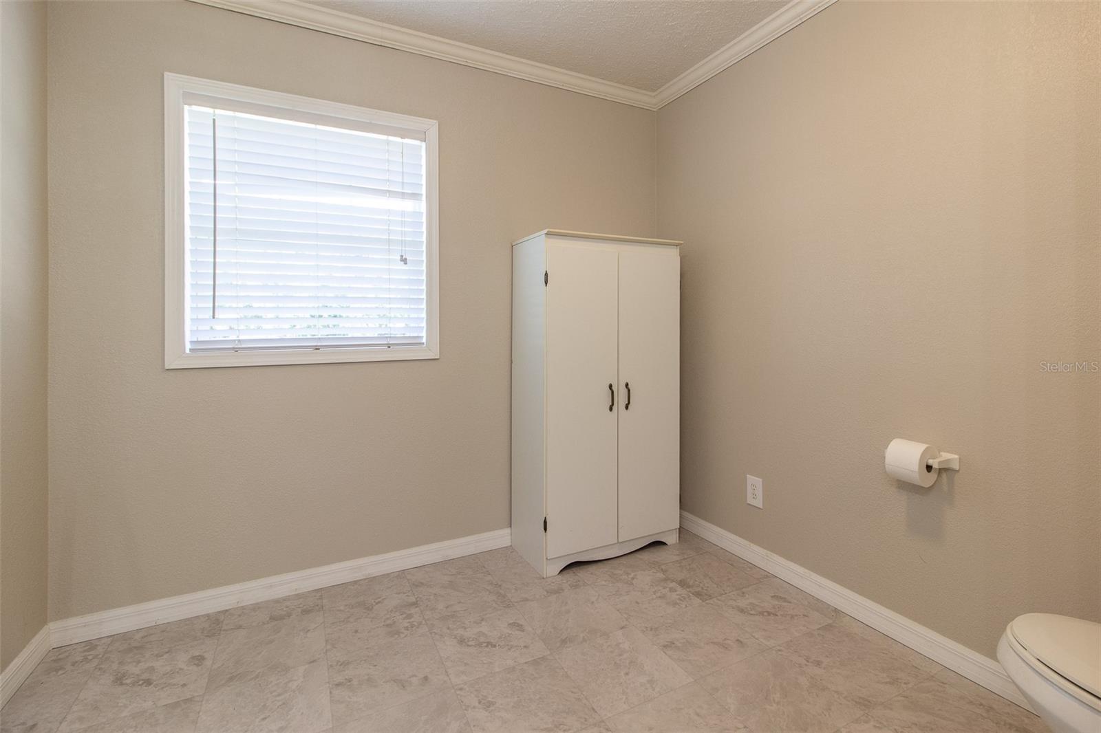 Image 22 of 69 For 5604 Park Ridge Way