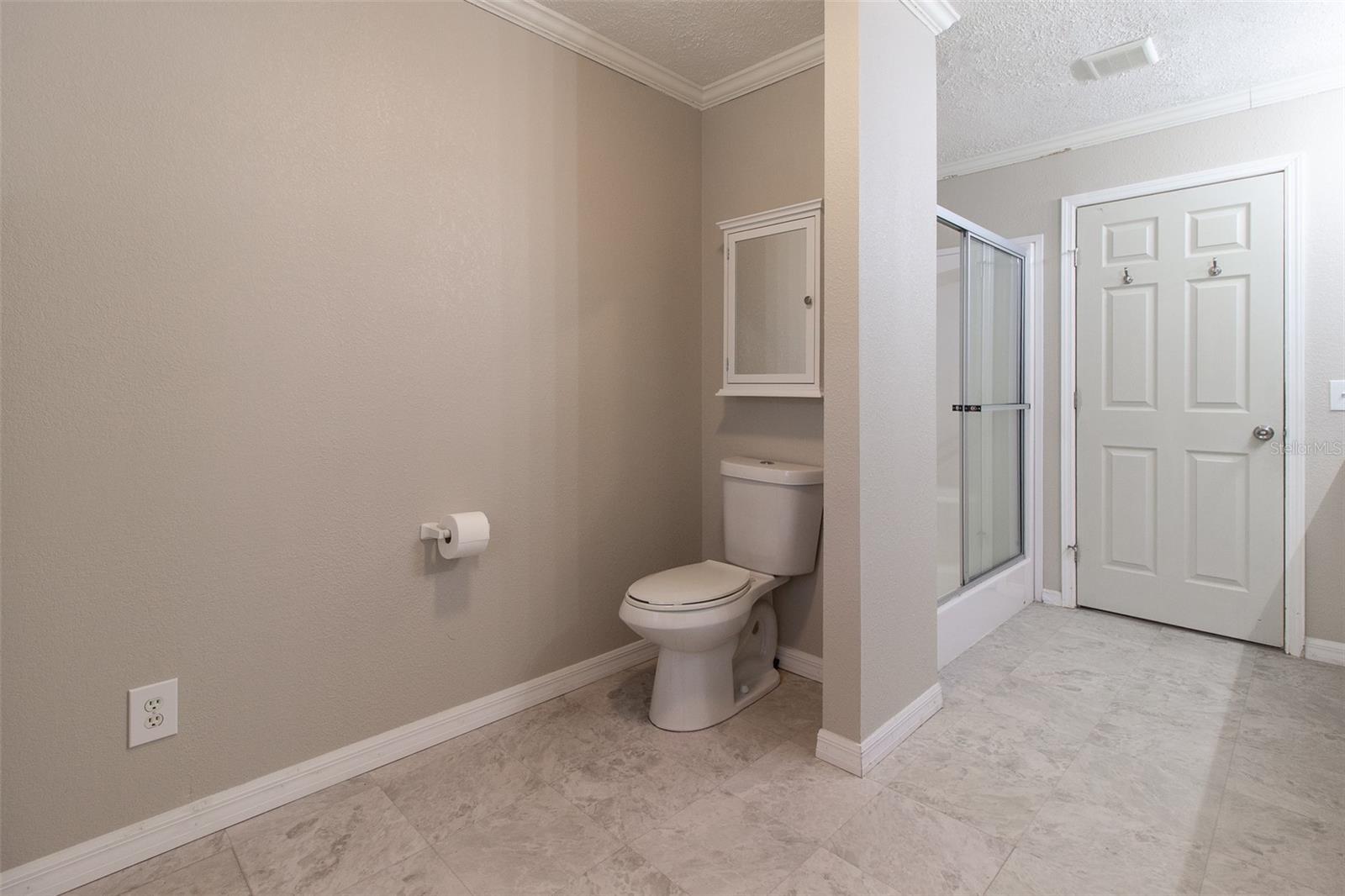 Image 23 of 69 For 5604 Park Ridge Way