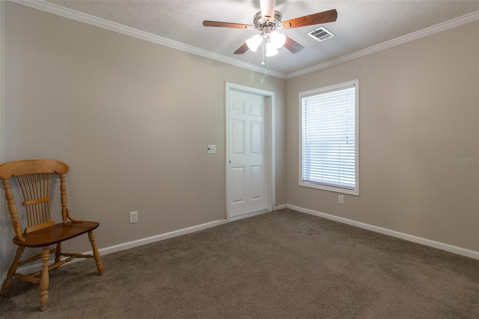 Image 36 of 69 For 5604 Park Ridge Way