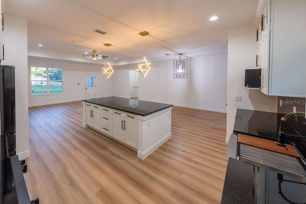 Image 23 of 54 For 9229 125th Court Road