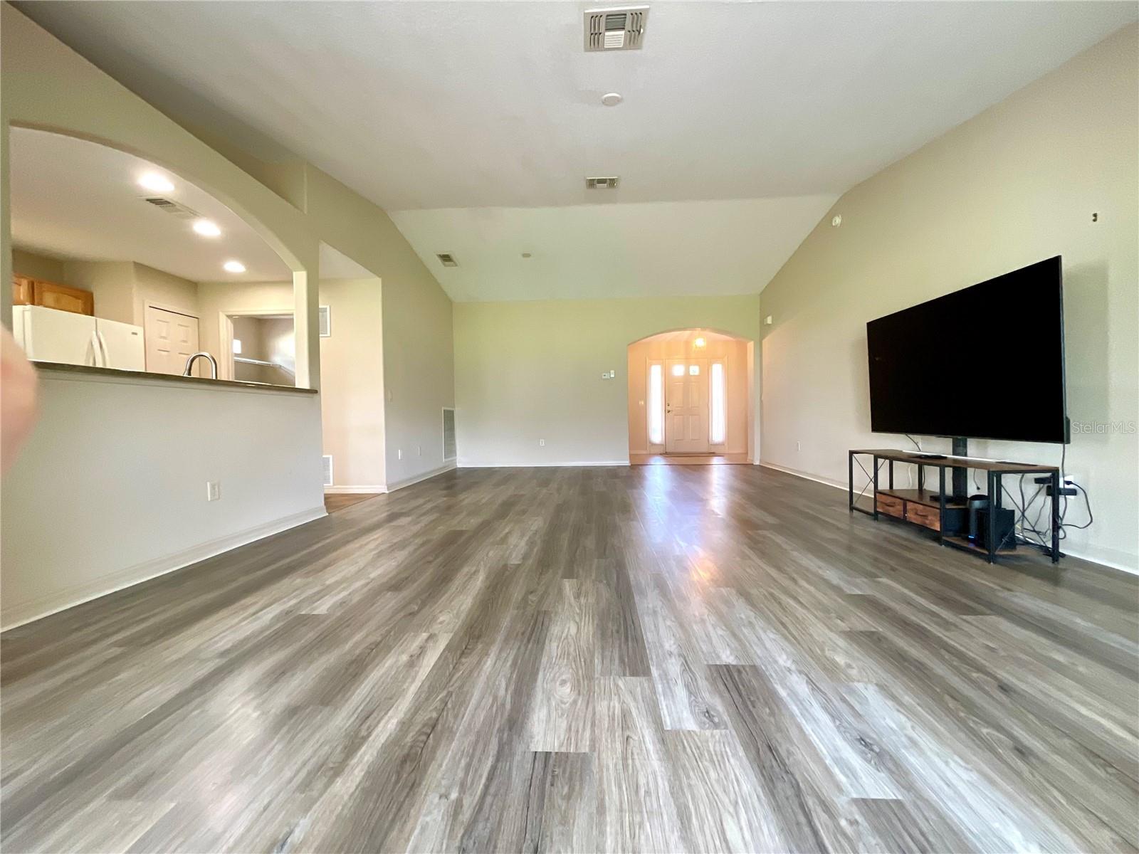 Image 10 of 45 For 1706 156th Lane