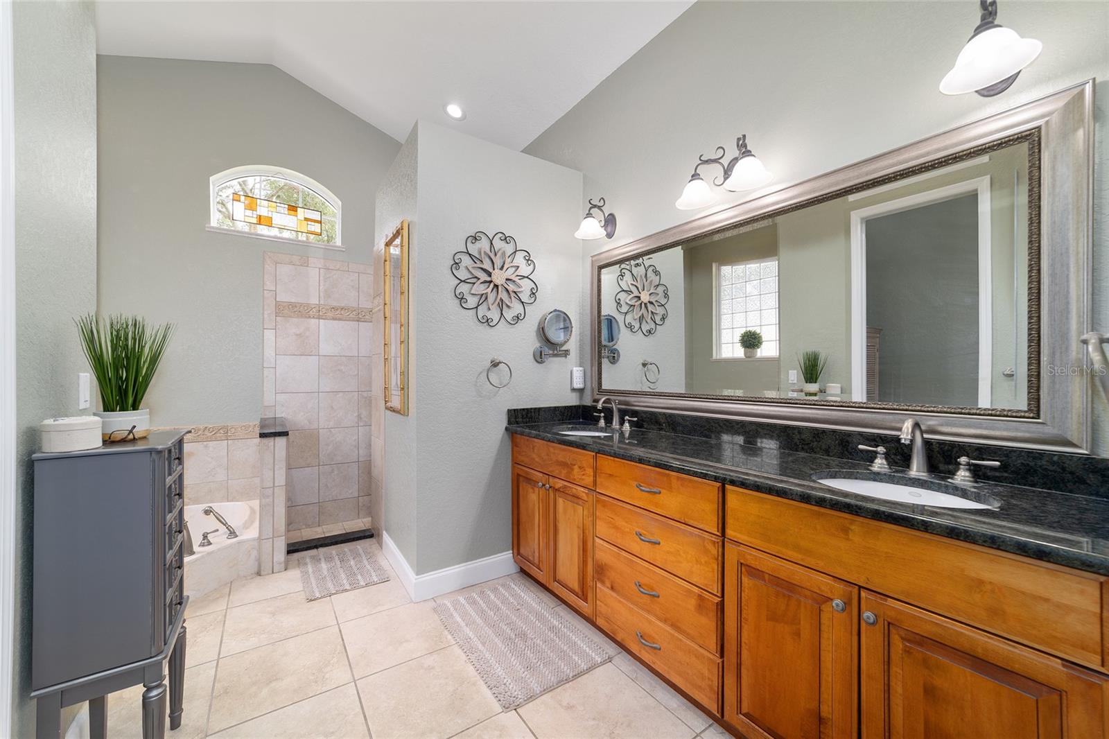 Image 39 of 73 For 5020 40th Street