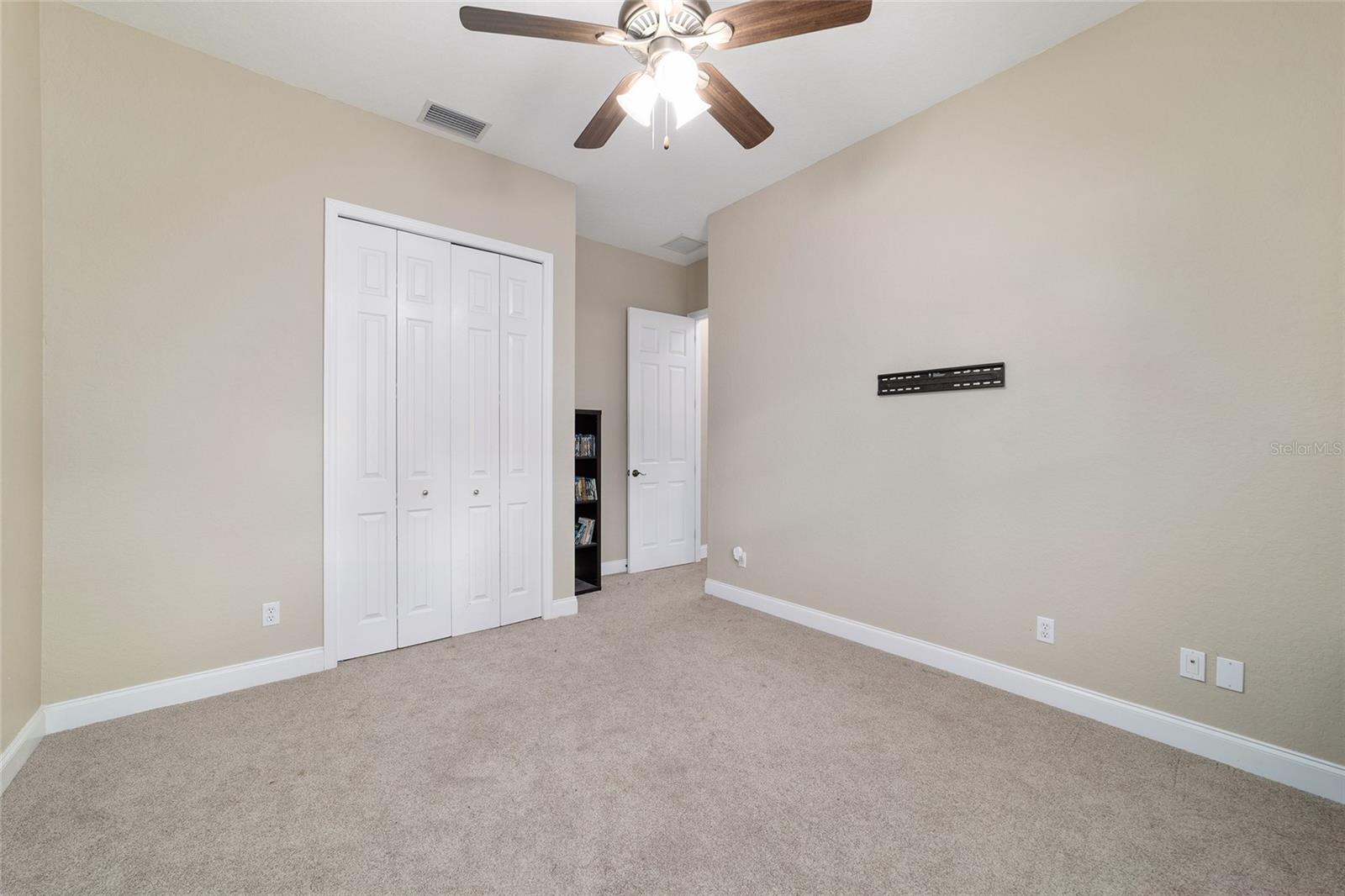 Image 43 of 73 For 5020 40th Street